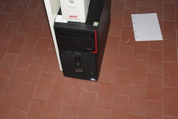 2#4566 Attrezzature e arredi da ufficio in vendita - foto 2