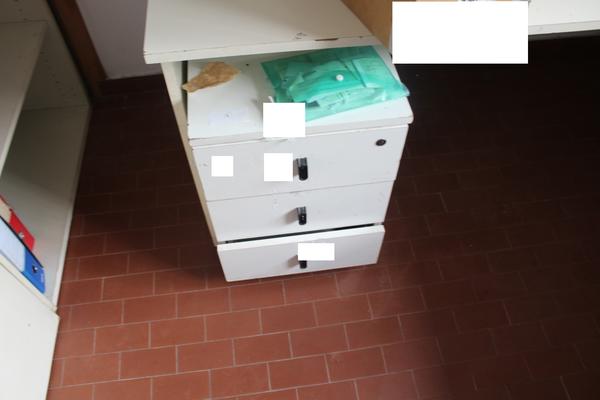 2#4566 Attrezzature e arredi da ufficio in vendita - foto 12