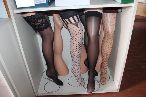 3#4566 Accessori da esposizione e estintori in vendita - foto 6