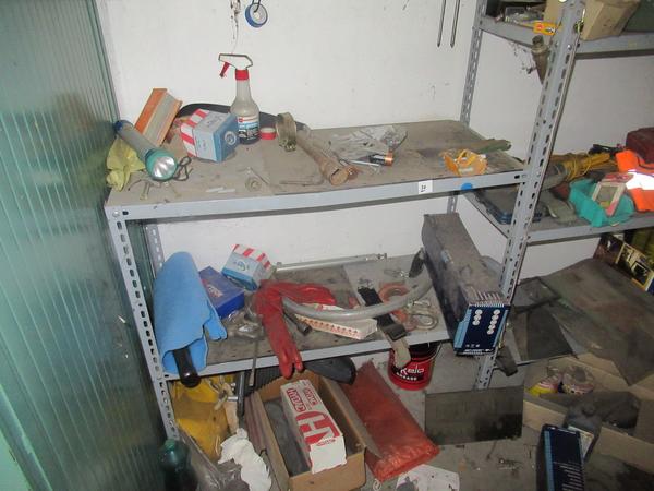 5#4569 Trattorino tagliaerba Honda e attrezzature per cantiere edile in vendita - foto 2