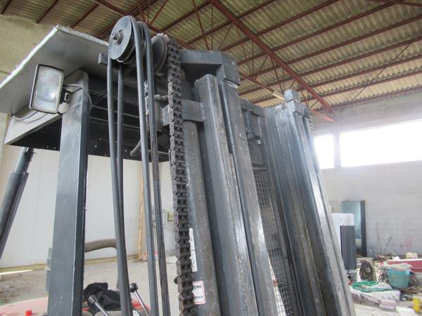 5#4569 Trattorino tagliaerba Honda e attrezzature per cantiere edile in vendita - foto 12