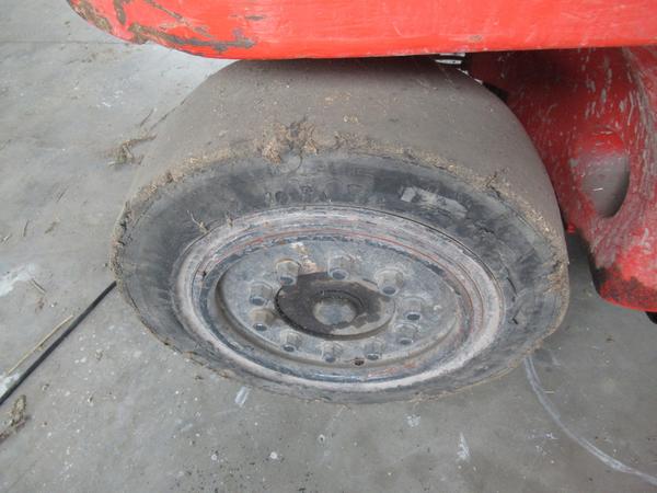 5#4569 Trattorino tagliaerba Honda e attrezzature per cantiere edile in vendita - foto 19