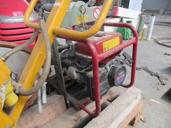 5#4569 Trattorino tagliaerba Honda e attrezzature per cantiere edile in vendita - foto 37