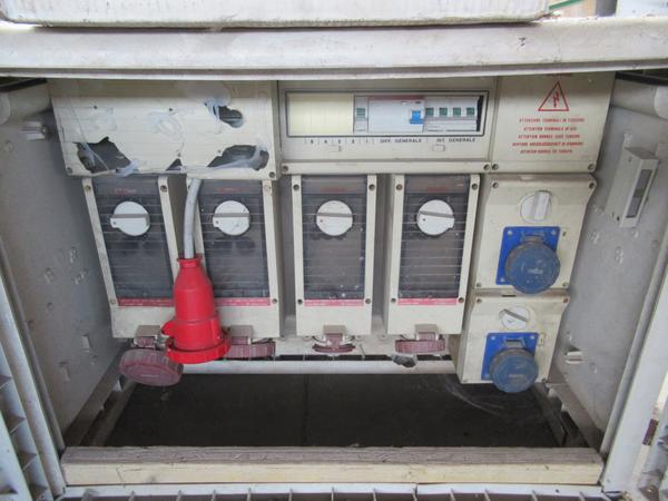 5#4569 Trattorino tagliaerba Honda e attrezzature per cantiere edile in vendita - foto 49