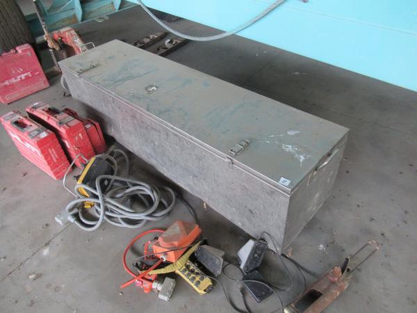 5#4569 Trattorino tagliaerba Honda e attrezzature per cantiere edile in vendita - foto 70