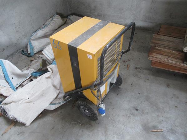 5#4569 Trattorino tagliaerba Honda e attrezzature per cantiere edile in vendita - foto 71