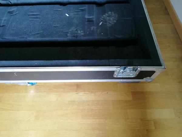 5#4581 Cornice Panasonic touch screen e flight case in vendita - foto 5