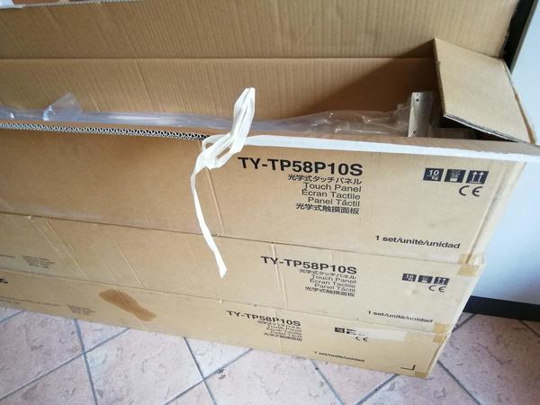 5#4581 Cornice Panasonic touch screen e flight case in vendita - foto 30