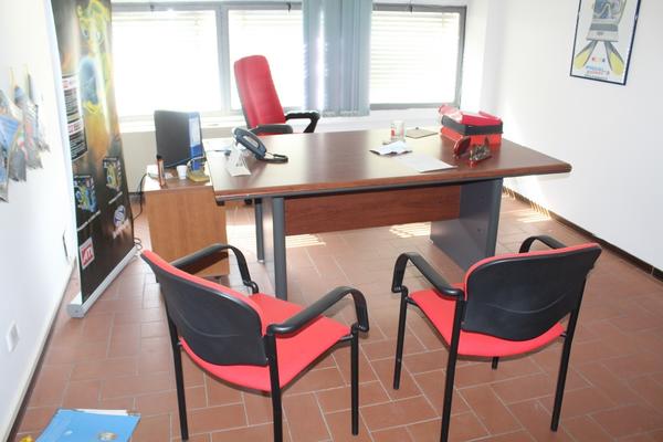 8#4585 Arredi da ufficio in vendita - foto 1