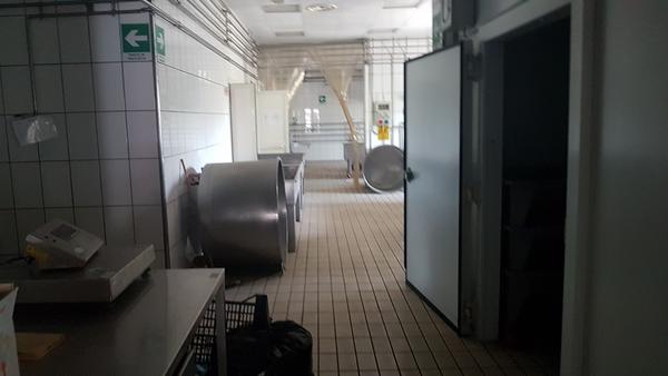 1#4590 Cisterna refrigerante Frigomilk e attrezzature per caseificio in vendita - foto 74