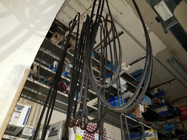 4#4591 Ricambi per veicoli industriali in vendita - foto 2