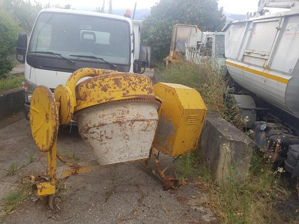 53#4606 Betoniera e sega circolare in vendita - foto 23