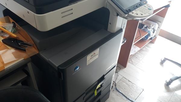 3#4617 Arredamento e macchine elettroniche per punto vendita in vendita - foto 42