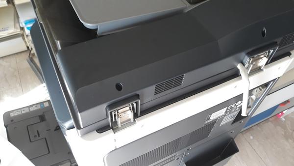3#4617 Arredamento e macchine elettroniche per punto vendita in vendita - foto 44