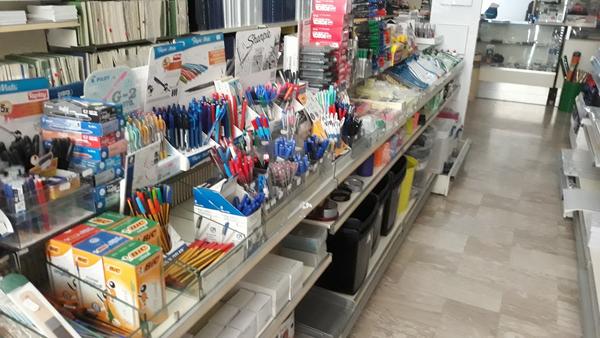 3#4617 Arredamento e macchine elettroniche per punto vendita in vendita - foto 47