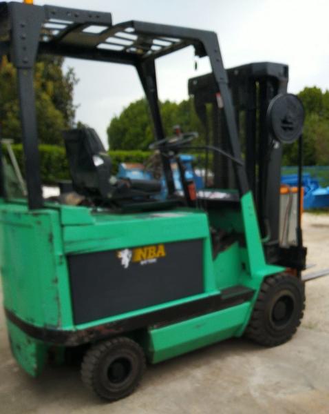 2#4626 Carrello elevatore Clark EP 26 in vendita - foto 1