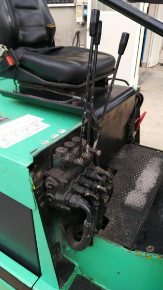 2#4626 Carrello elevatore Clark EP 26 in vendita - foto 5