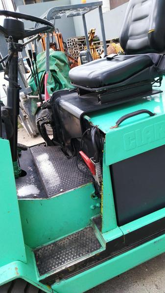 2#4626 Carrello elevatore Clark EP 26 in vendita - foto 7