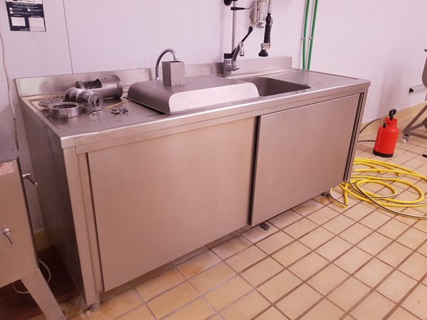 22#4631 Arredi in acciaio inox per stabilimenti industriali in vendita - foto 2
