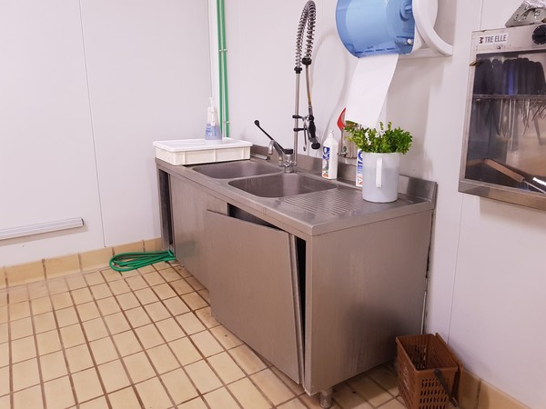 22#4631 Arredi in acciaio inox per stabilimenti industriali in vendita - foto 9