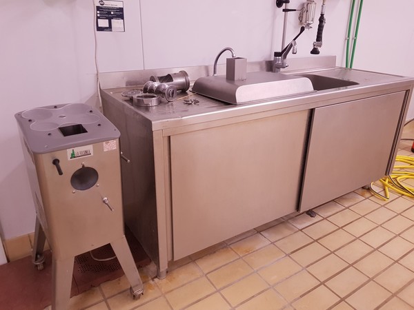 22#4631 Arredi in acciaio inox per stabilimenti industriali in vendita - foto 14