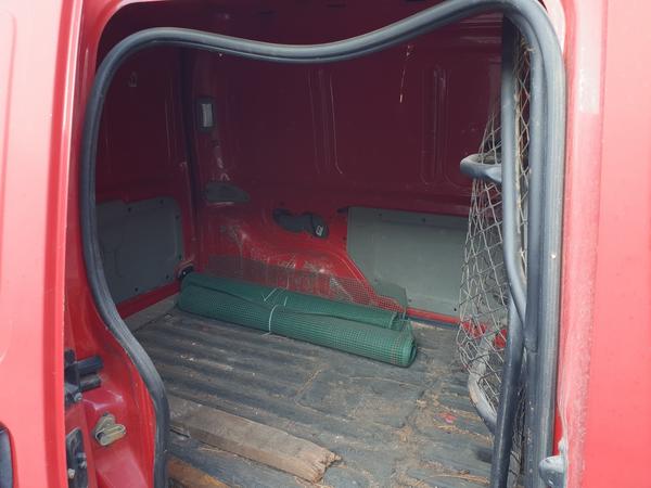 2#4635 Autocarri Renault Kangoo e Ford Courier in vendita - foto 8