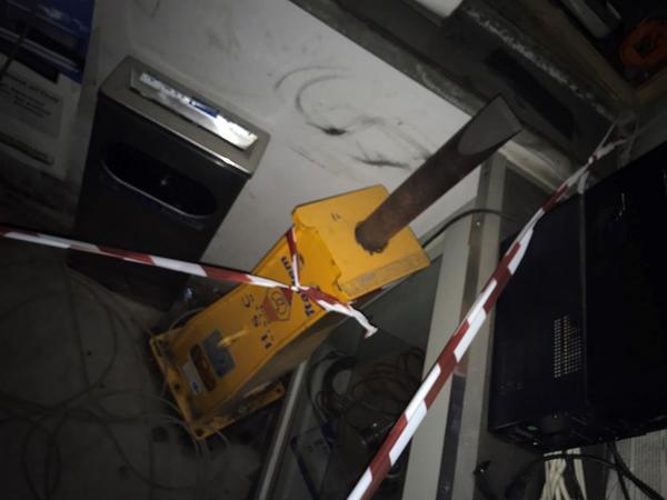 17#4637 Martelli demolitori e motore agricolo in vendita - foto 11