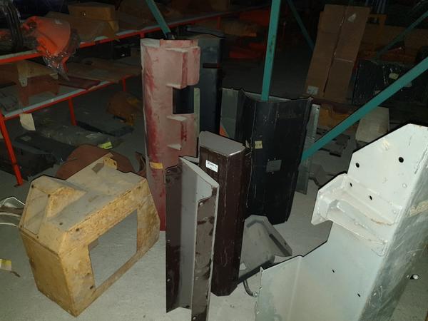 22#4637 Ricambi per trattori e mietitrebbie in vendita - foto 17