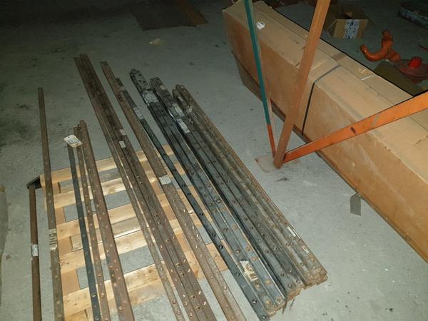 22#4637 Ricambi per trattori e mietitrebbie in vendita - foto 25