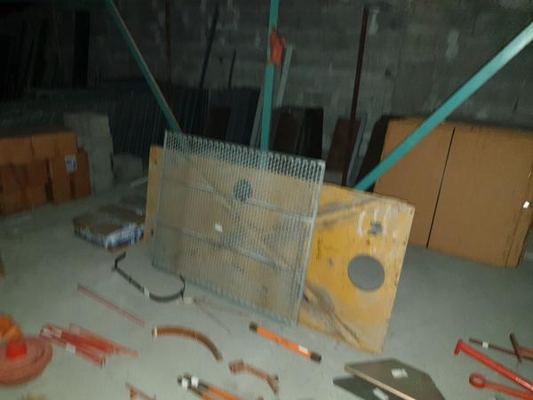 22#4637 Ricambi per trattori e mietitrebbie in vendita - foto 26