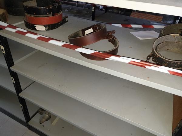 23#4637 Ricambi per trattori e macchine movimento terra in vendita - foto 3