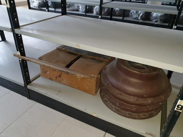 23#4637 Ricambi per trattori e macchine movimento terra in vendita - foto 11