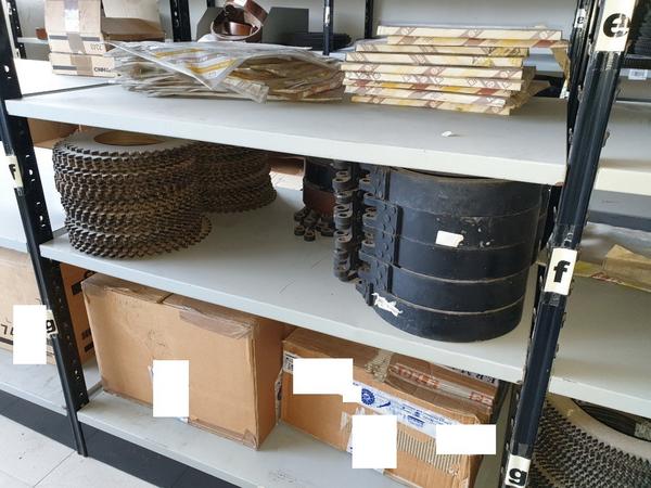 23#4637 Ricambi per trattori e macchine movimento terra in vendita - foto 44