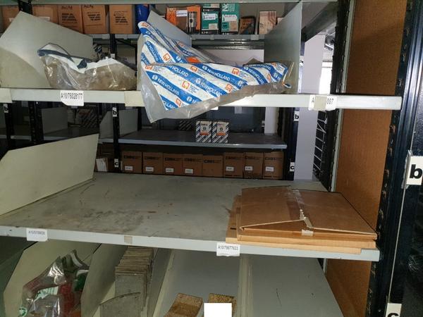 23#4637 Ricambi per trattori e macchine movimento terra in vendita - foto 56