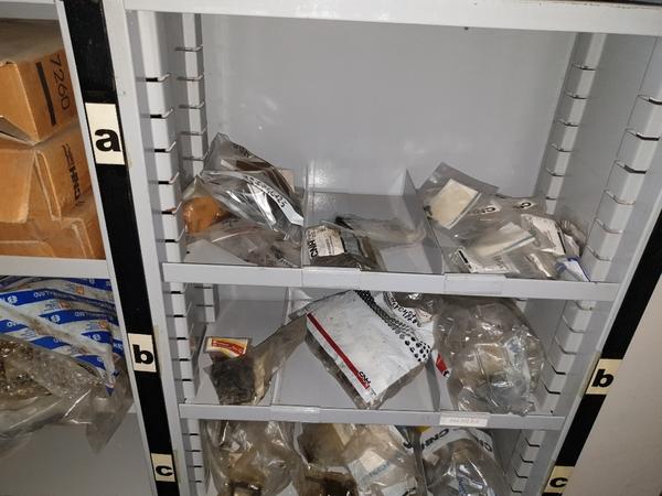 26#4637 Ricambi per trattori in vendita - foto 13
