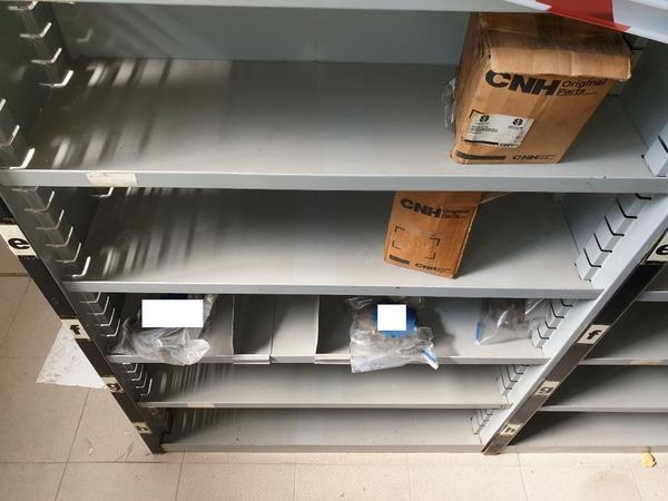 26#4637 Ricambi per trattori in vendita - foto 27