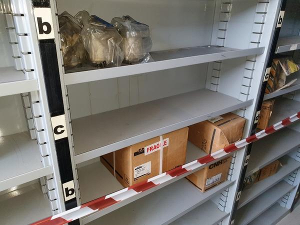 26#4637 Ricambi per trattori in vendita - foto 29