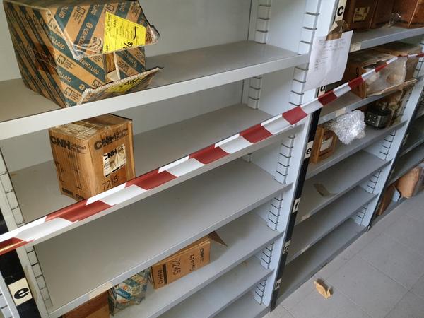 26#4637 Ricambi per trattori in vendita - foto 30