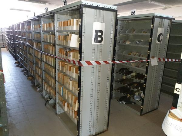 32#4637 Scaffalatura modulare per magazzino ricambi in vendita - foto 1