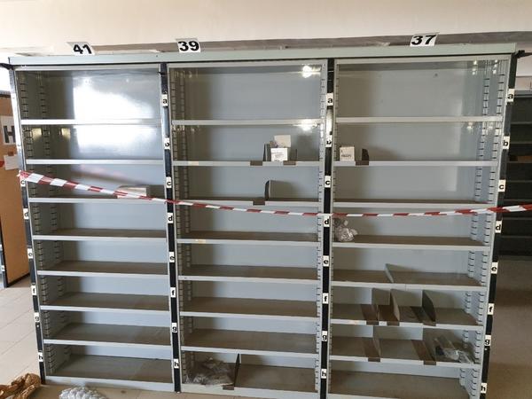 32#4637 Scaffalatura modulare per magazzino ricambi in vendita - foto 6