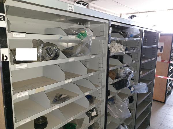 32#4637 Scaffalatura modulare per magazzino ricambi in vendita - foto 12
