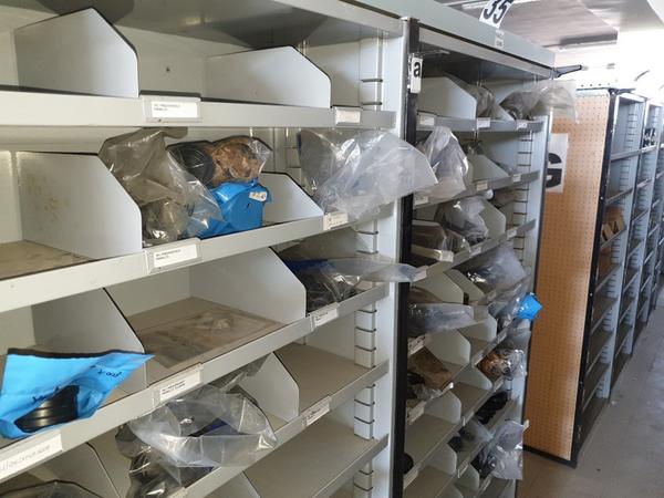 32#4637 Scaffalatura modulare per magazzino ricambi in vendita - foto 15
