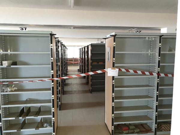 32#4637 Scaffalatura modulare per magazzino ricambi in vendita - foto 16