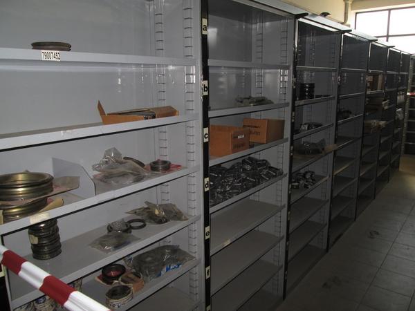 32#4637 Scaffalatura modulare per magazzino ricambi in vendita - foto 59
