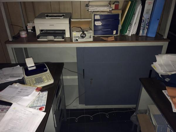 35#4637 Arredamento punti vendita e da ufficio in vendita - foto 8
