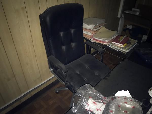 35#4637 Arredamento punti vendita e da ufficio in vendita - foto 27