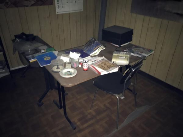 35#4637 Arredamento punti vendita e da ufficio in vendita - foto 31