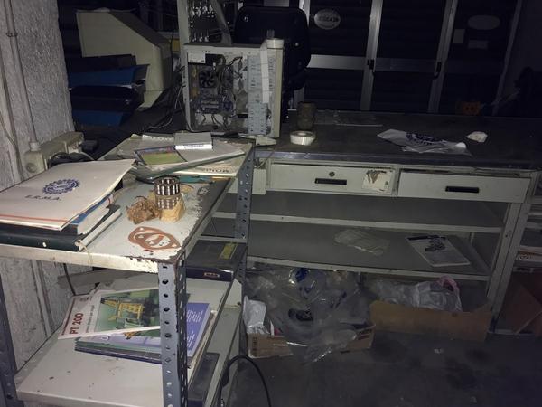 35#4637 Arredamento punti vendita e da ufficio in vendita - foto 44