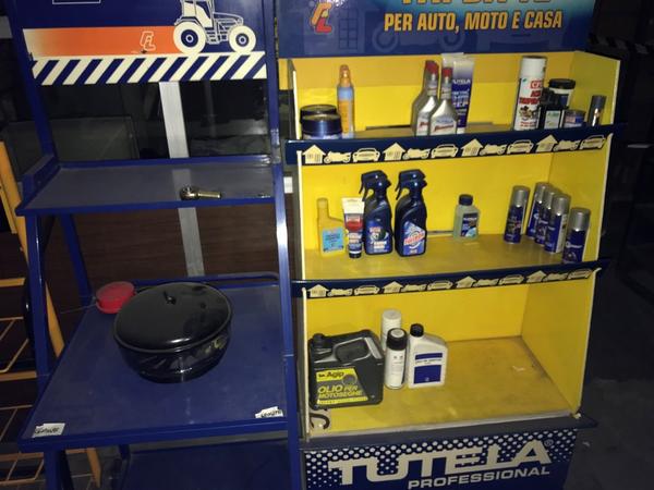 35#4637 Arredamento punti vendita e da ufficio in vendita - foto 47