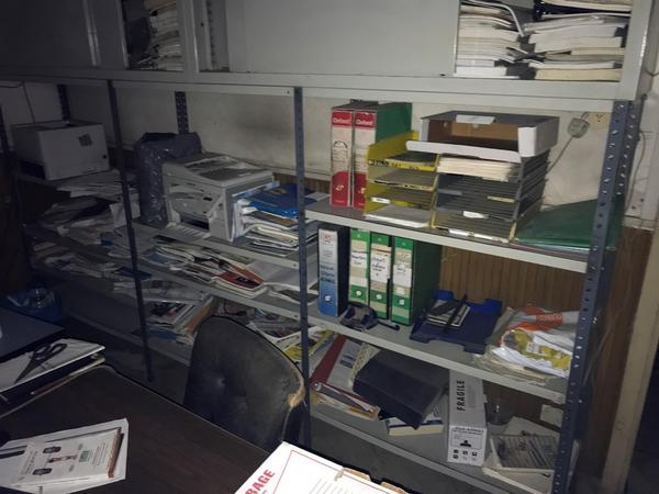 35#4637 Arredamento punti vendita e da ufficio in vendita - foto 53